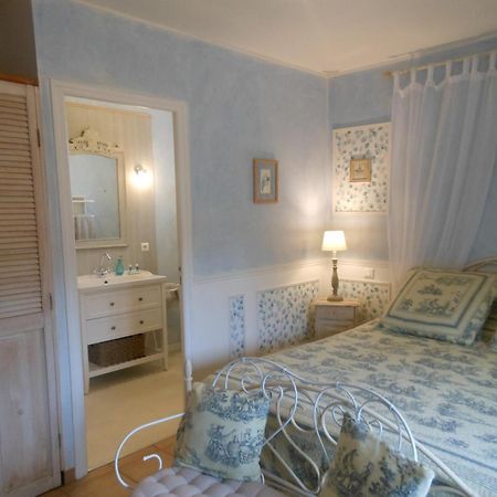 Les Passiflores Roussillon en Isere Quarto foto
